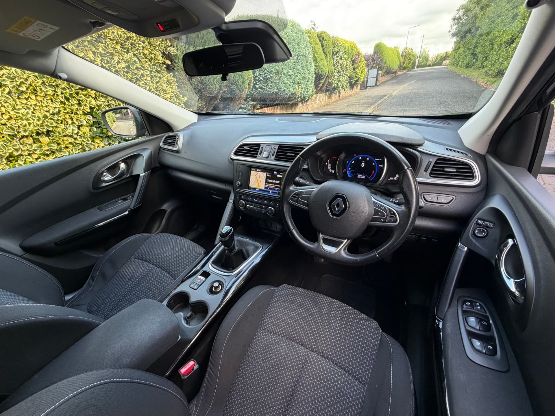 2018 Renault Kadjar 1.3 TCe Dynamique Nav - LMC Cars Belfast - photo 12 of 25