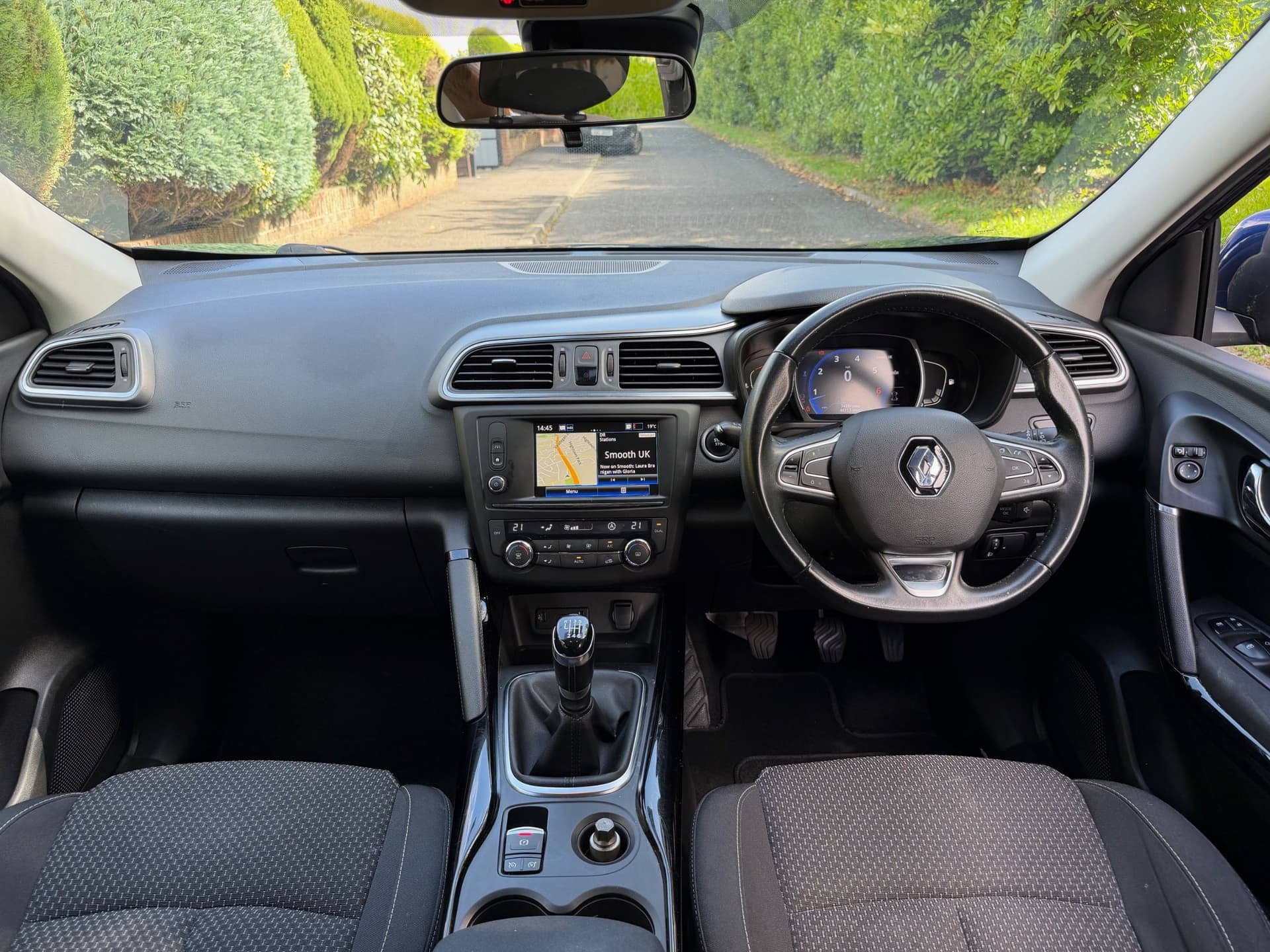 2018 Renault Kadjar 1.3 TCe Dynamique Nav - LMC Cars Belfast - photo 15 of 25