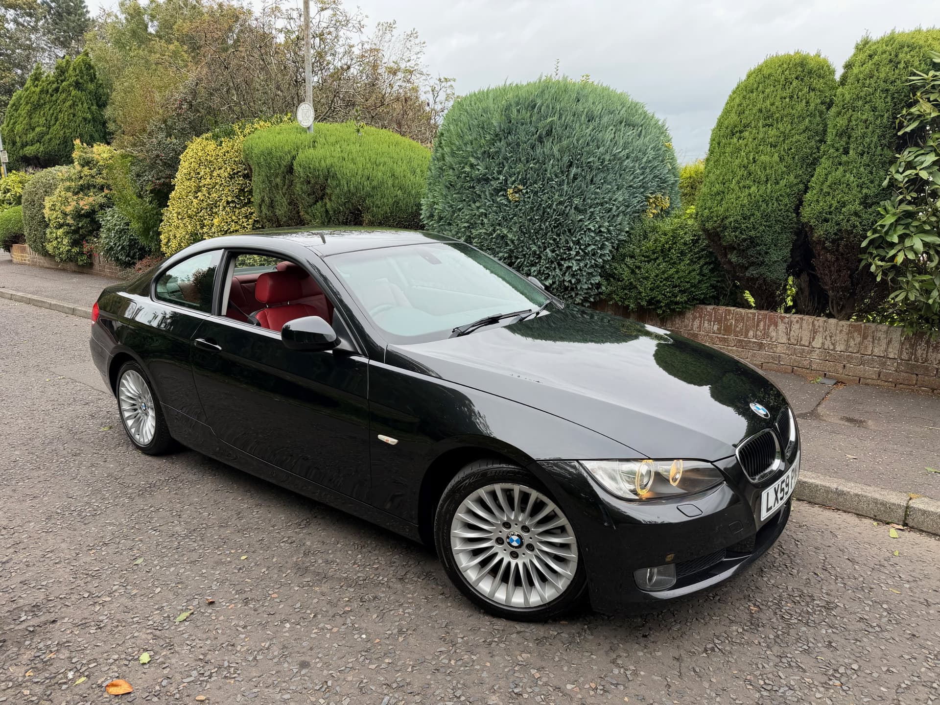 2009 BMW 320d SE Coupe - LMC Cars Belfast - photo 2 of 24
