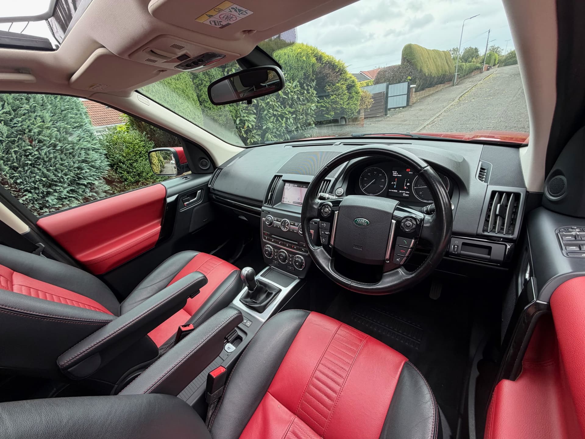 2012 Land Rover Freelander 2 TD4 Dynamic - LMC Cars Belfast - photo 14 of 33