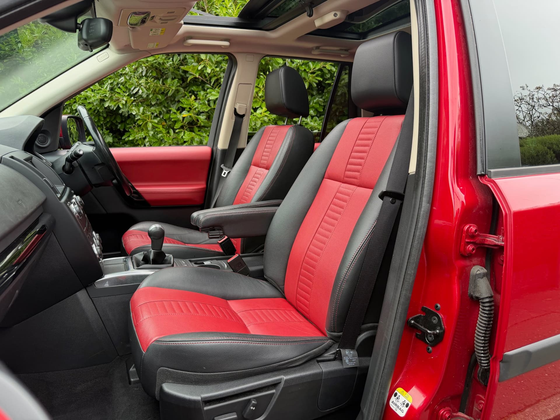 2012 Land Rover Freelander 2 TD4 Dynamic - LMC Cars Belfast - photo 23 of 33