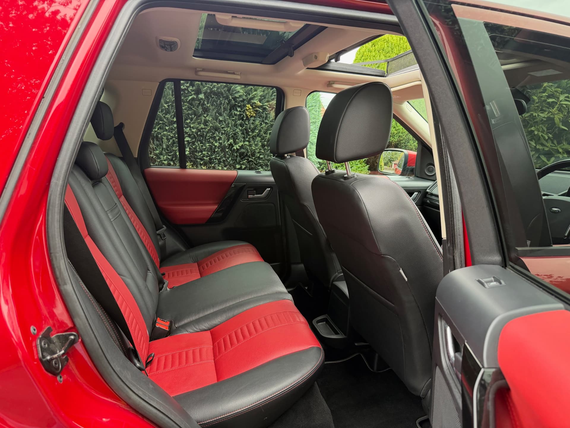 2012 Land Rover Freelander 2 TD4 Dynamic - LMC Cars Belfast - photo 27 of 33