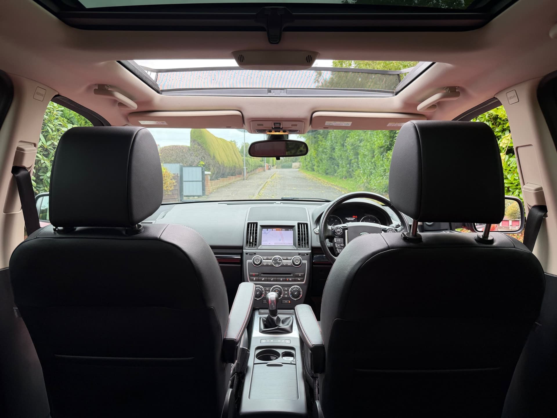 2012 Land Rover Freelander 2 TD4 Dynamic - LMC Cars Belfast - photo 30 of 33
