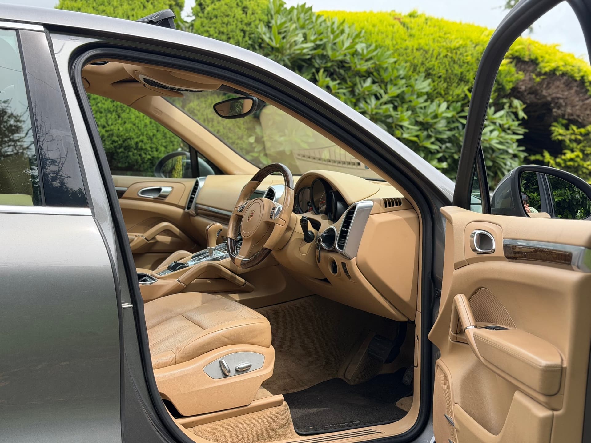 2012 Porsche Cayenne - LMC Cars Belfast - photo 11 of 36