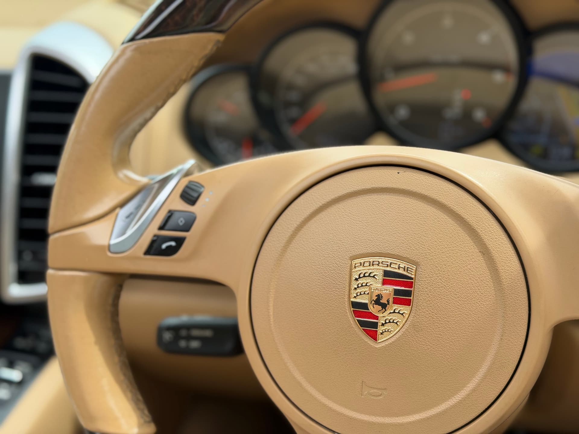 2012 Porsche Cayenne - LMC Cars Belfast - photo 19 of 36