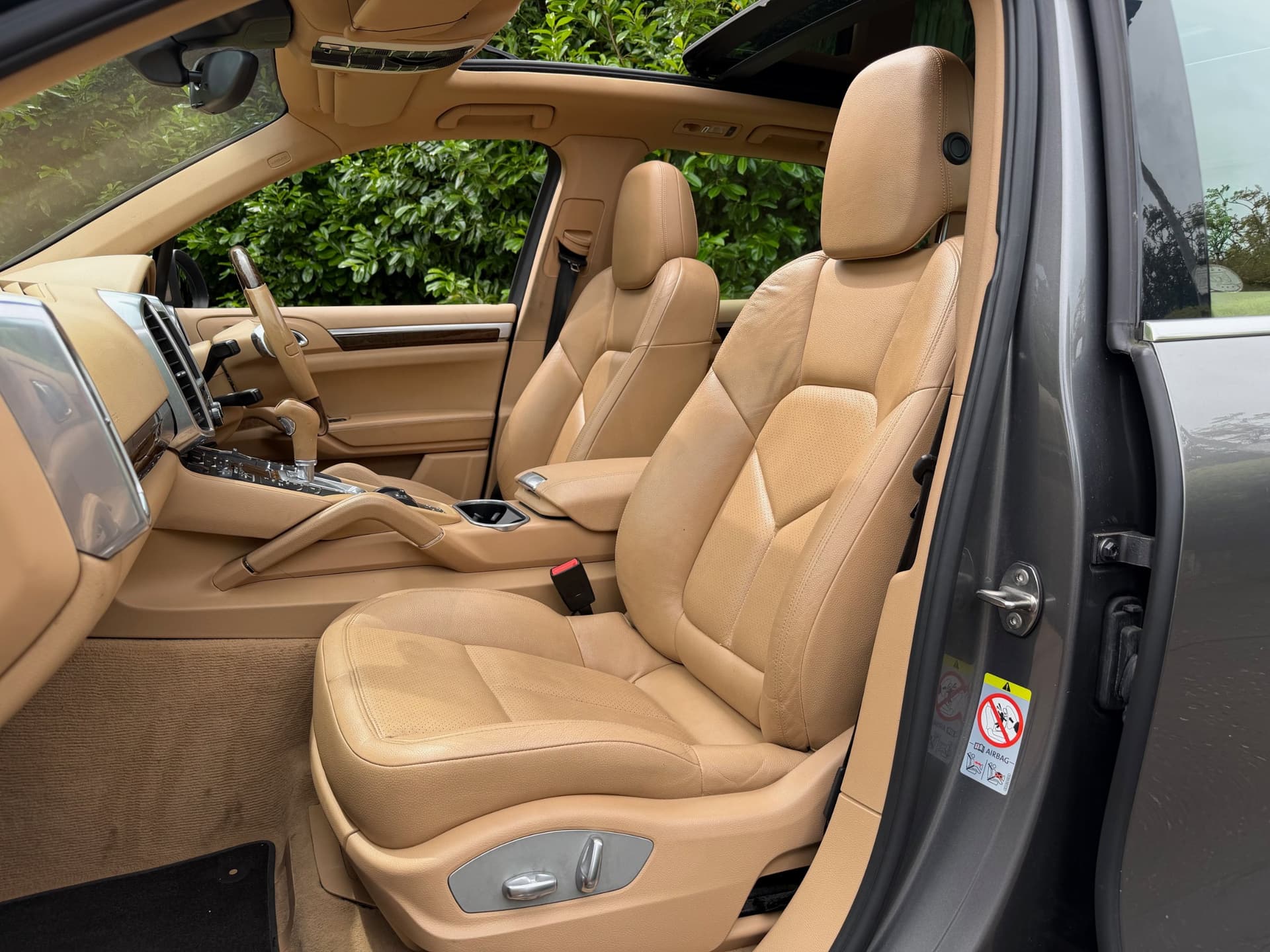 2012 Porsche Cayenne - LMC Cars Belfast - photo 21 of 36