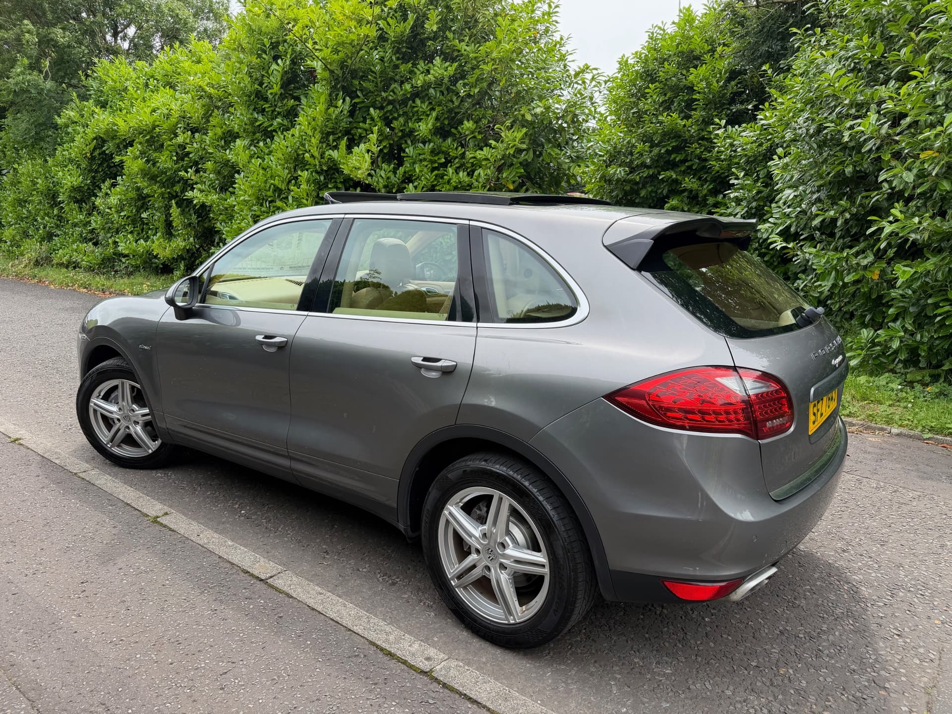 2012 Porsche Cayenne - LMC Cars Belfast - photo 7 of 36
