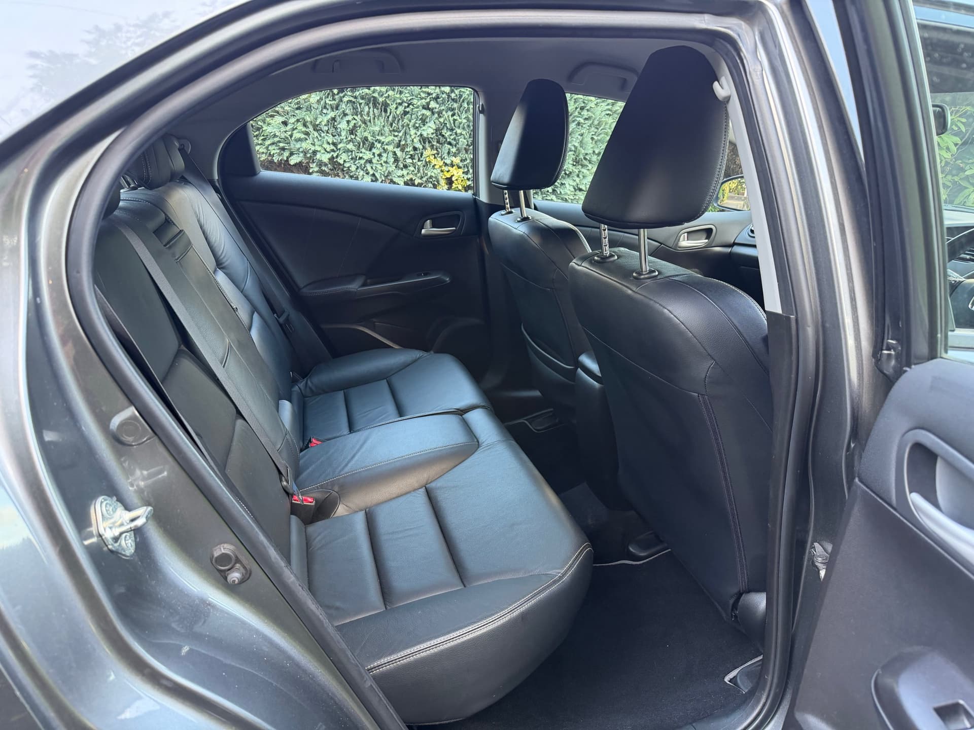 2013 Honda Civic 1.8 i-VTEC EX Auto - LMC Cars Belfast - photo 25 of 29