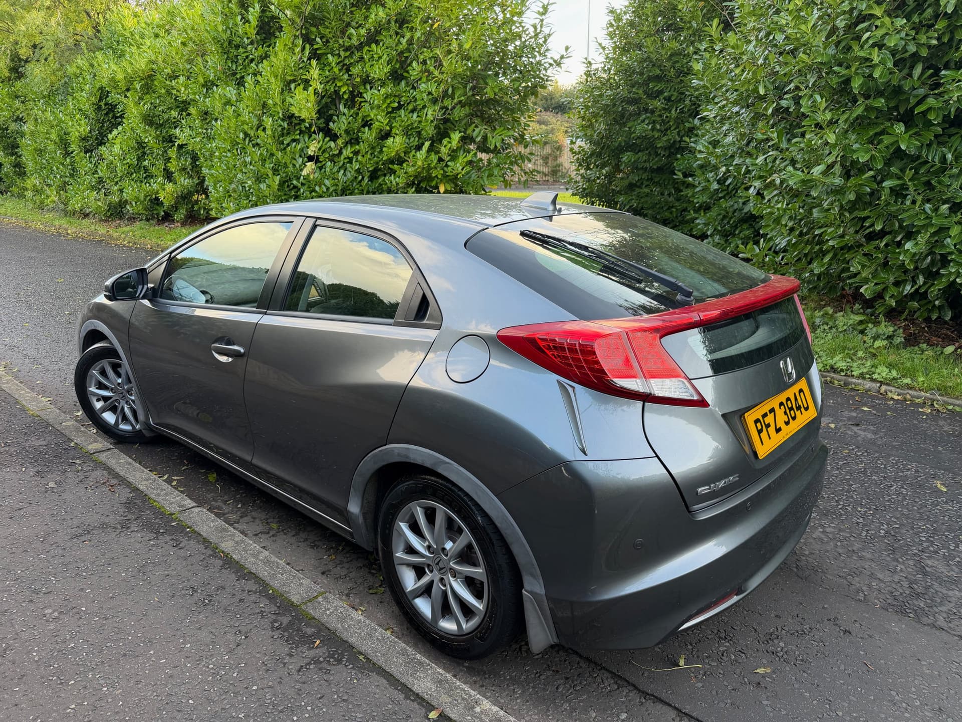 2013 Honda Civic 1.8 i-VTEC EX Auto - LMC Cars Belfast - photo 8 of 29