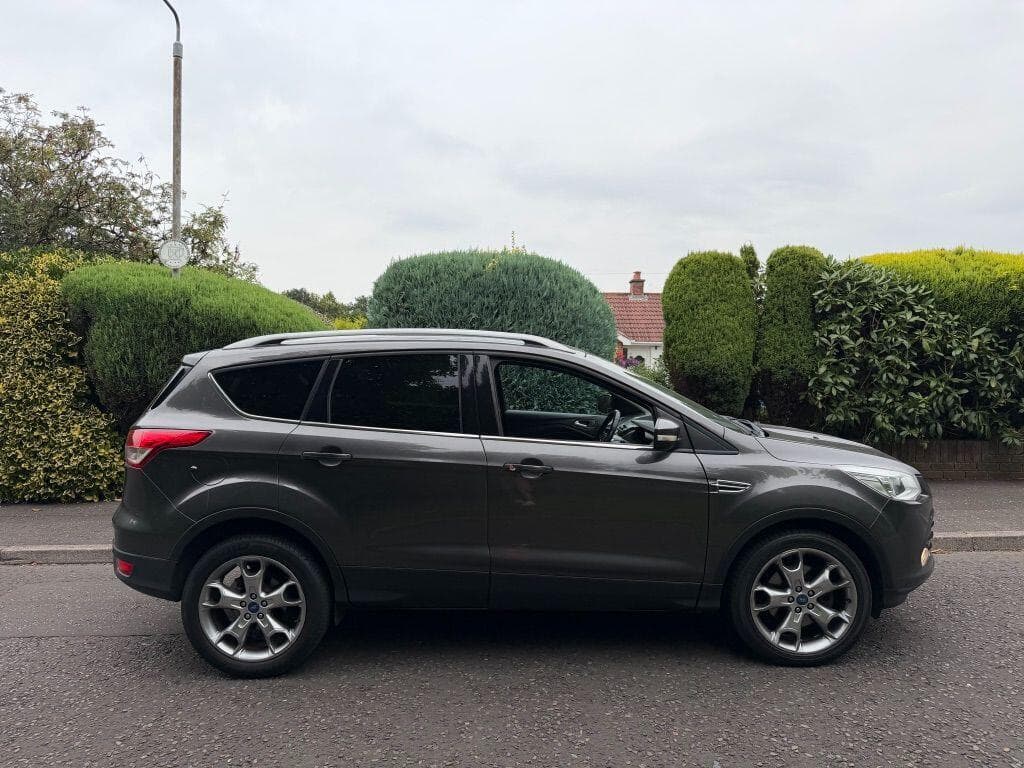 2015 Ford Kuga - LMC Cars Belfast - photo 3 of 6