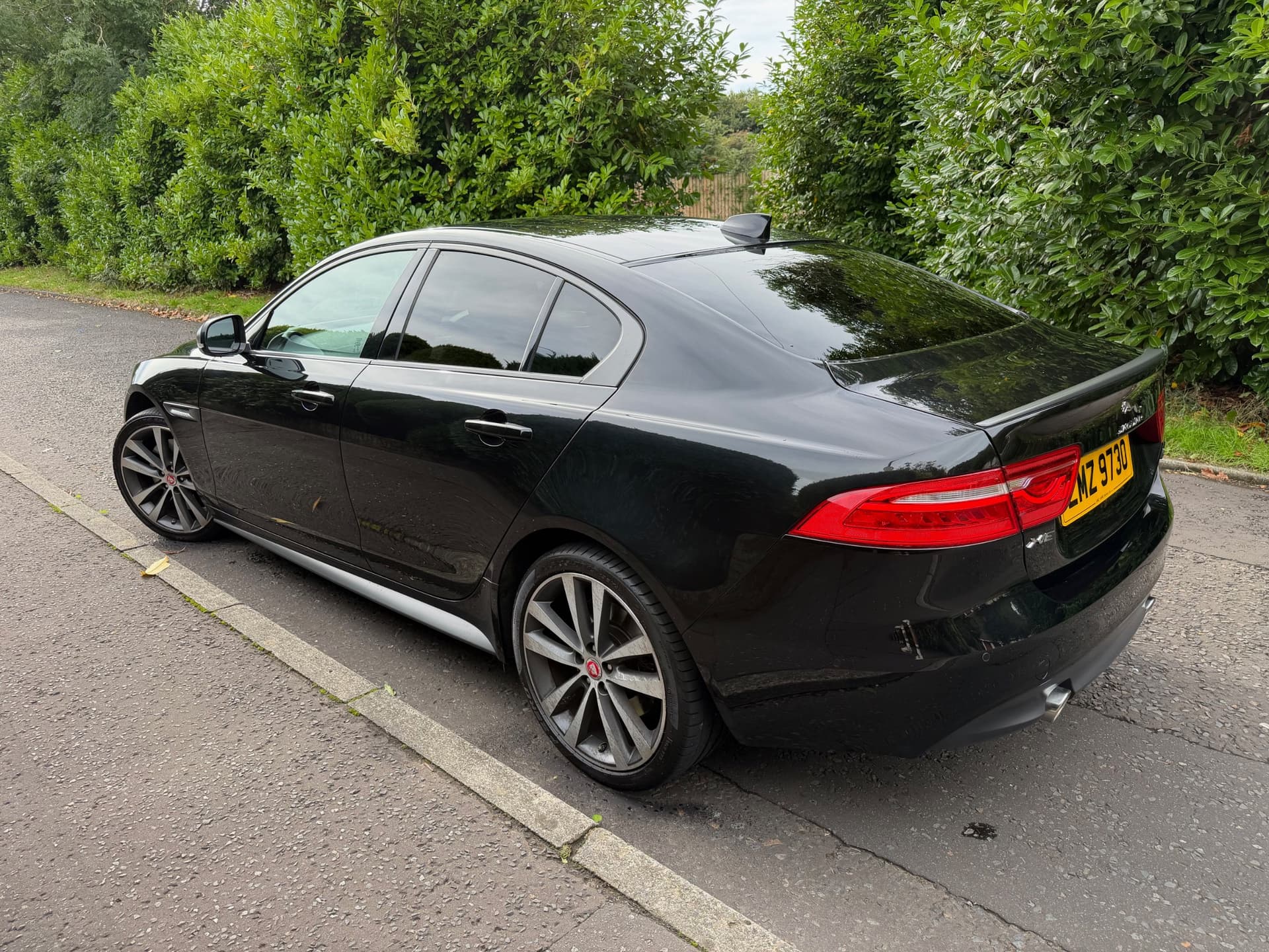 2019 Jaguar XE 2.0i 300 Sport AWD - LMC Cars Belfast - photo 6 of 10