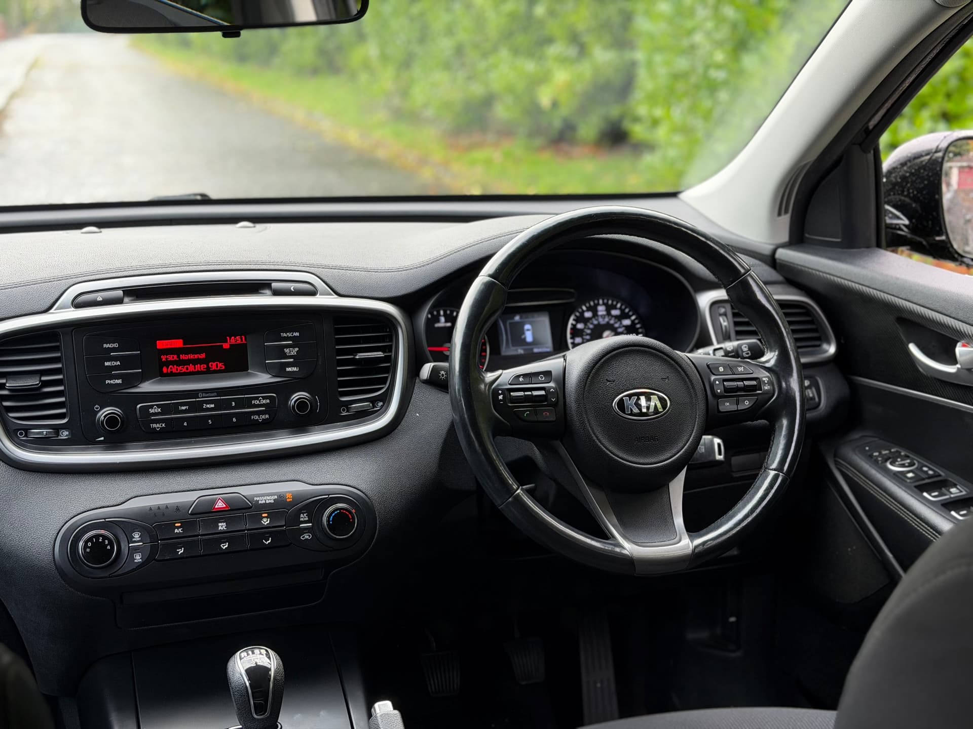 2017 Kia Sorento 2.2 CRDi KX-1 AWD - LMC Cars Belfast - photo 21 of 34
