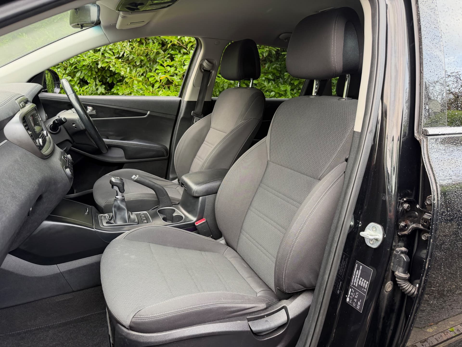 2017 Kia Sorento 2.2 CRDi KX-1 AWD - LMC Cars Belfast - photo 23 of 34
