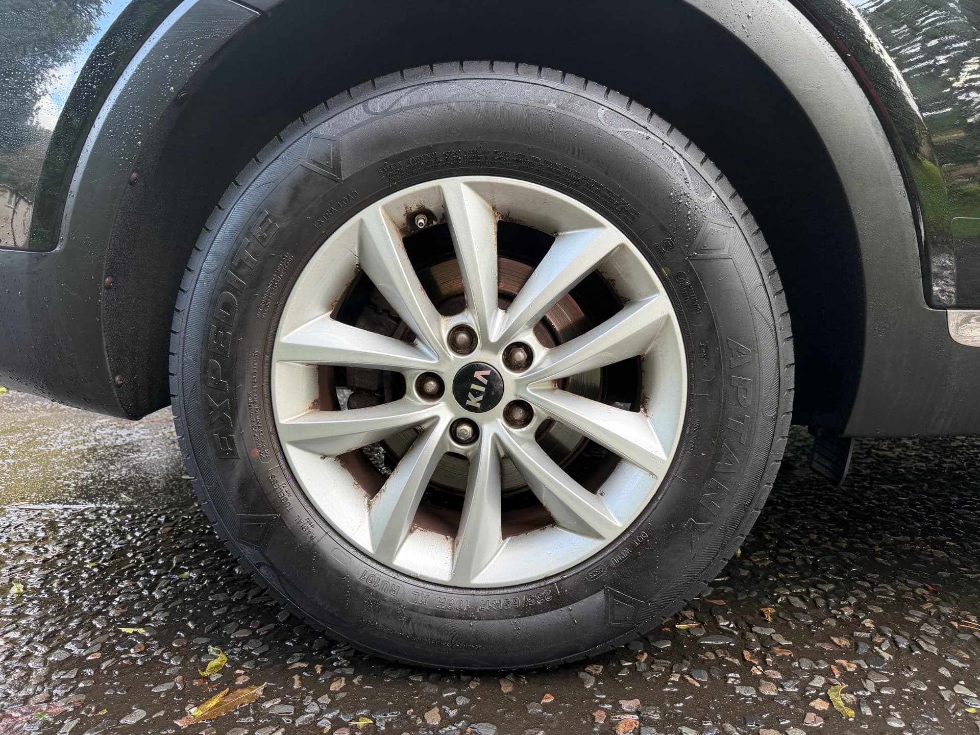 2017 Kia Sorento 2.2 CRDi KX-1 AWD - LMC Cars Belfast - photo 4 of 34